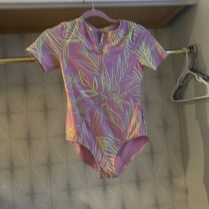 Girls one piece baiting suit